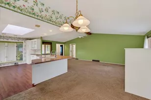 4163 Eastridge Dr, Janesville, WI 53546 - Photo 8