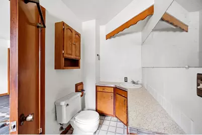 517 W Maple Avenue, Beaver Dam, WI 53916 - Photo 12