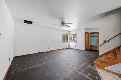 517 W Maple Avenue, Beaver Dam, WI 53916 - Photo 4