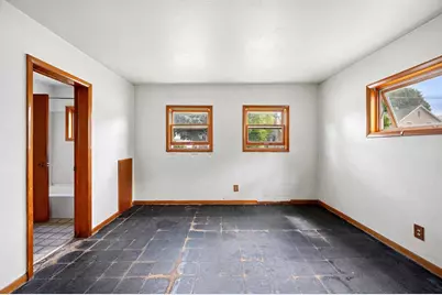 517 W Maple Avenue, Beaver Dam, WI 53916 - Photo 10