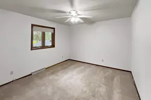 2802 S Felker Ave, Marshfield, WI 54449 - Photo 8