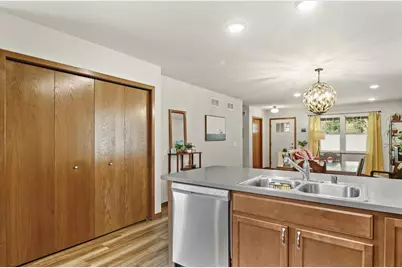 2427 Allied Drive, Madison, WI 53711 - Photo 10
