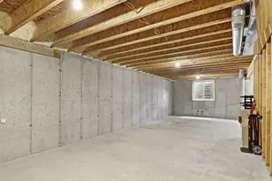 2427 Allied Dr, Madison, WI 53711 - Photo 24