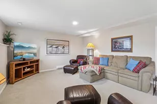 810 Ganser Dr, Waunakee, WI 53597 - Photo 36