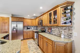 810 Ganser Dr, Waunakee, WI 53597 - Photo 16