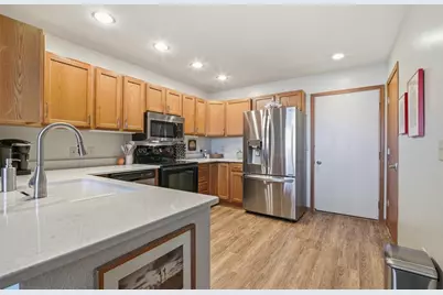 W10695 Blackhawk Trail #457, Fox Lake, WI 53933 - Photo 20