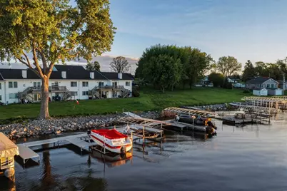 W10695 Blackhawk Trail #457, Fox Lake, WI 53933 - Photo 6