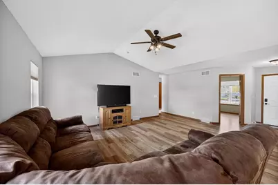 3152 W Main Street, Sun Prairie, WI 53590 - Photo 10