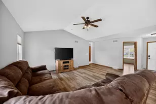 3152 W Main St, Sun Prairie, WI 53590 - Photo 10