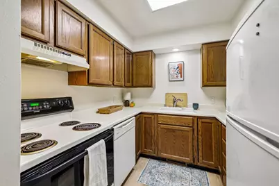 6808 Old Sauk Court, Madison, WI 53717 - Photo 12