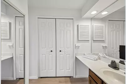 6808 Old Sauk Court, Madison, WI 53717 - Photo 24