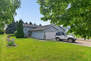 808B N Clover Ln, Cottage Grove, WI 53527 - Photo 40