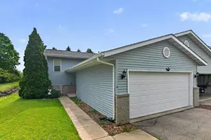 808B N Clover Ln, Cottage Grove, WI 53527 - Photo 42
