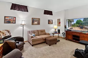 808B N Clover Ln, Cottage Grove, WI 53527 - Photo 32