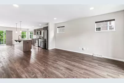 5834 Lien Road, Madison, WI 53718 - Photo 10