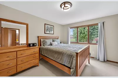 653 Autumn Wood Parkway, Deerfield, WI 53531 - Photo 16