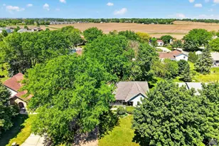 1572 Boulder Way, Sun Prairie, WI 53590 - Photo 36