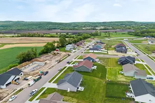 521 Roosevelt St, Baraboo, WI 53913 - Photo 26