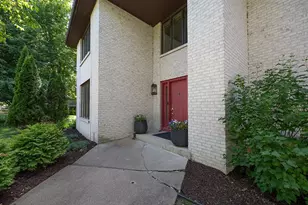 5800 Ivanhoe Cir, Fitchburg, WI 53711 - Photo 66