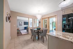 5800 Ivanhoe Cir, Fitchburg, WI 53711 - Photo 18