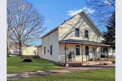 412 N Wacouta Avenue, Prairie Du Chien, WI 53821 - Photo 2