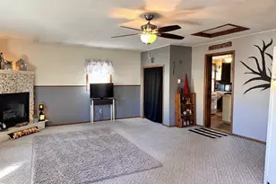 412 N Wacouta Ave, Prairie Du Chien, WI 53821 - Photo 14
