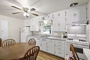 117 West St, Dane, WI 53529 - Photo 14