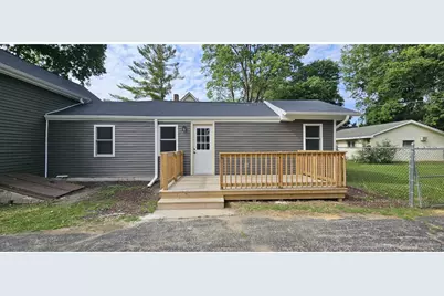 831 Harrison Avenue, Beloit, WI 53511 - Photo 8