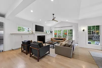 309 Kensington Drive, Madison, WI 53704 - Photo 4