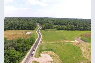 L11 S Forest View Drive, Beloit, WI 53511 - Photo 2