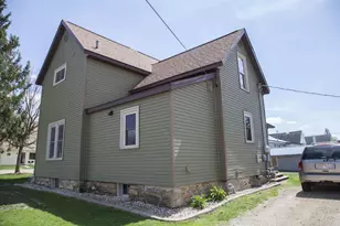 886 N Central Ave, Richland Center, WI 53581 - Photo 4