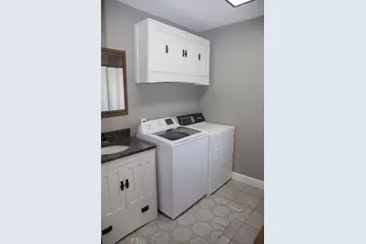 886 N Central Avenue, Richland Center, WI 53581 - Photo 10