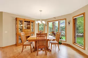 44 White Oaks Ln, Madison, WI 53711 - Photo 8