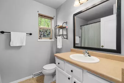 7041 Heather Glen Drive, Madison, WI 53719 - Photo 20