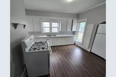 747 Parker Avenue, Beloit, WI 53511 - Photo 6