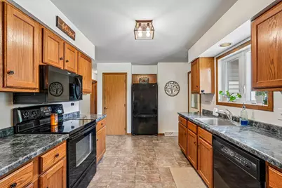 203 Hill Road, Rosendale, WI 54974 - Photo 8
