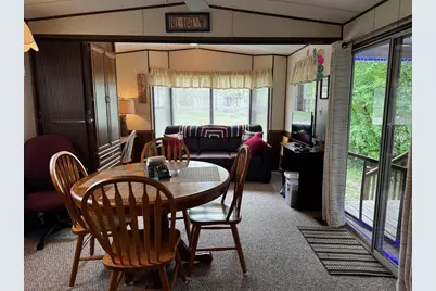 466 Aspen Way, Edgerton, WI 53534 - Photo 6