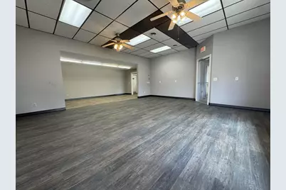 31 N Walker Way, Sun Prairie, WI 53590 - Photo 2