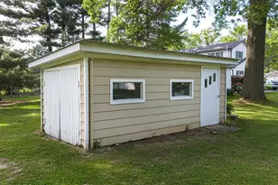 2530 White Oaks Dr, Beloit, WI 53511 - Photo 6