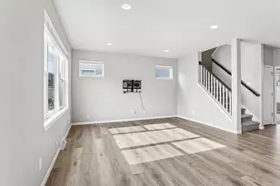 6062 Little Bluestem Dr, Mcfarland, WI 53558 - Photo 14