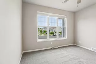 6062 Little Bluestem Dr, Mcfarland, WI 53558 - Photo 10
