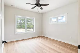 38098 Red Cedar Cir, Prairie Du Chien, WI 53821 - Photo 16