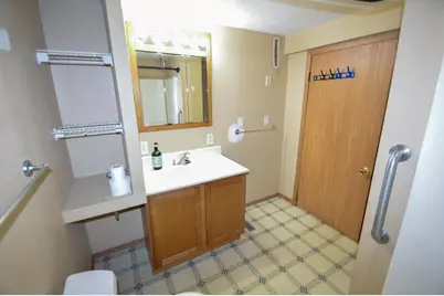 109 W Pine Street, Prairie Du Chien, WI 53821 - Photo 18