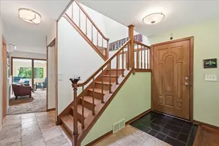 7062 Craig Ln, Sun Prairie, WI 53590 - Photo 4