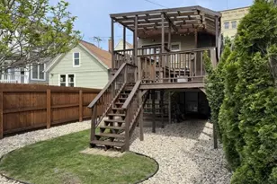 1761 N Marshall St, Milwaukee, WI 53202 - Photo 22