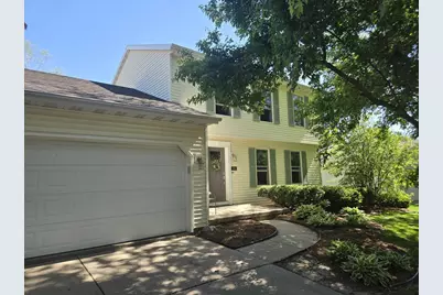 705 Poplar Way, Verona, WI 53593 - Photo 2