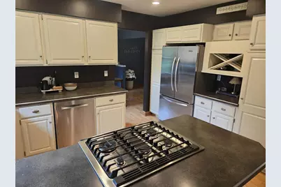 705 Poplar Way, Verona, WI 53593 - Photo 8