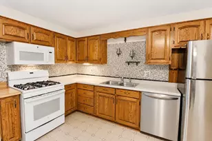 2259 Staborn Dr, Beloit, WI 53511 - Photo 6