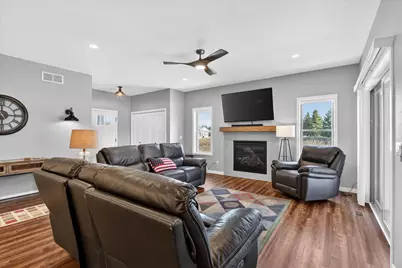 3751 Newcastle Drive, Janesville, WI 53546 - Photo 6