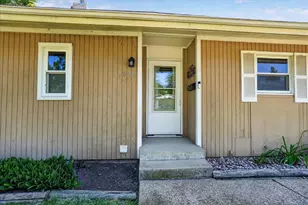 1029 Vandenburg St, Sun Prairie, WI 53590 - Photo 40
